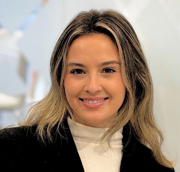 Nina Corbo image